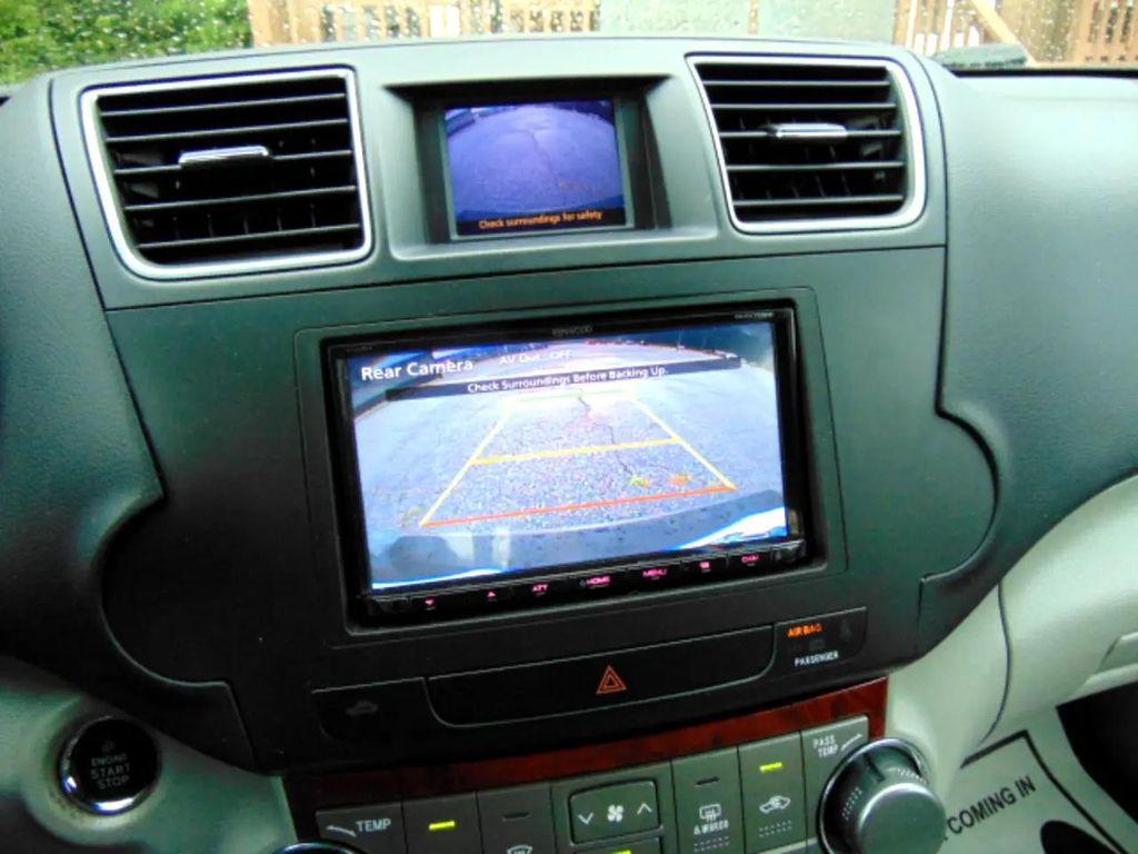 used 2011 Toyota Highlander car, priced at $14,700