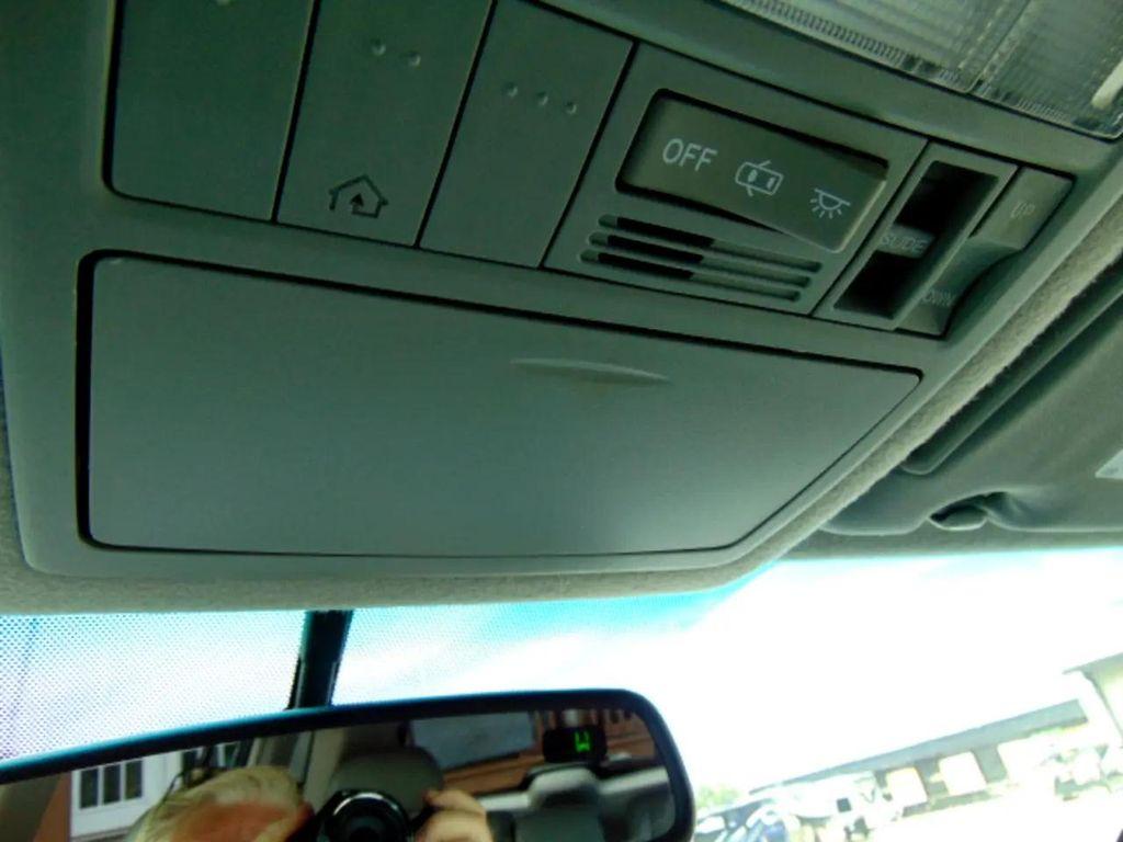 used 2012 Toyota Highlander car, priced at $15,900