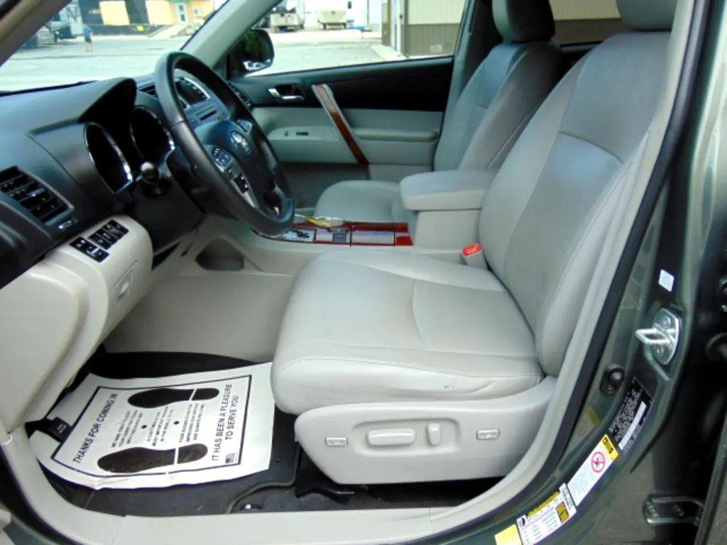 used 2012 Toyota Highlander car, priced at $15,900