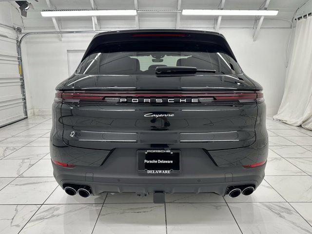 new 2025 Porsche Cayenne car, priced at $101,975