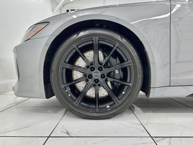 used 2024 Audi RS 6 Avant car, priced at $111,994