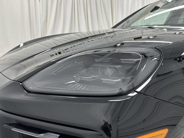 new 2025 Porsche Cayenne car, priced at $98,445