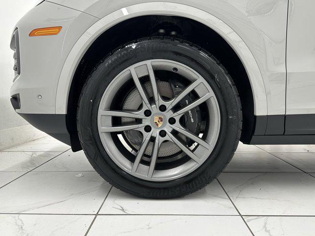 new 2025 Porsche Cayenne car, priced at $107,545