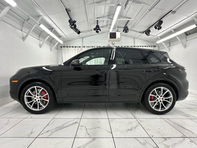 new 2025 Porsche Cayenne car, priced at $132,375