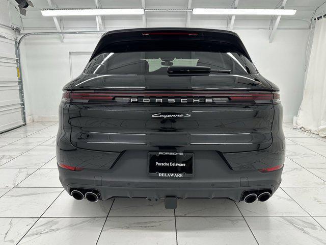new 2025 Porsche Cayenne car, priced at $132,375