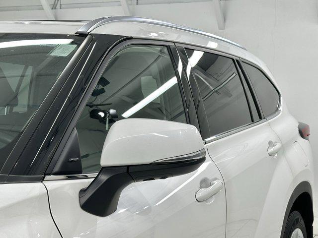 used 2020 Toyota Highlander car, priced at $34,988