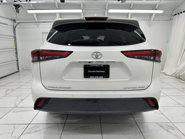 used 2020 Toyota Highlander car, priced at $34,988