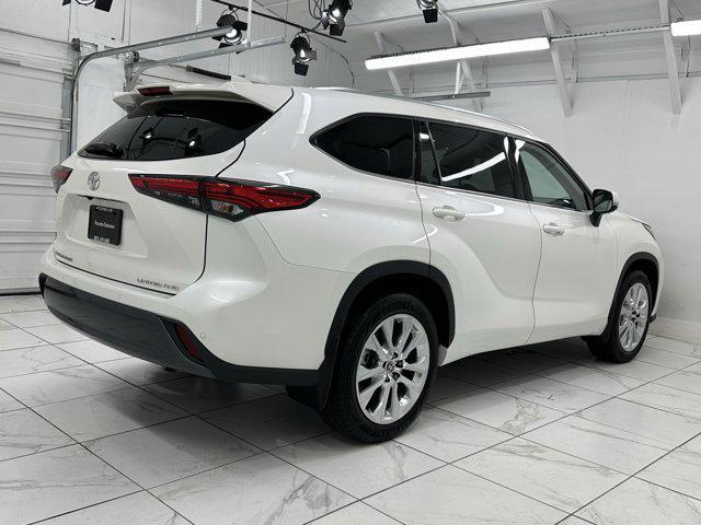 used 2020 Toyota Highlander car, priced at $34,988
