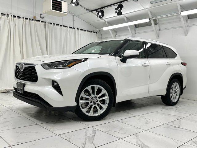 used 2020 Toyota Highlander car, priced at $36,975