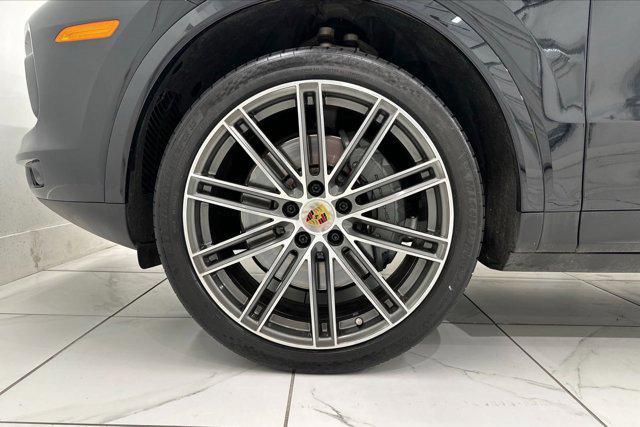 used 2019 Porsche Cayenne car, priced at $41,575