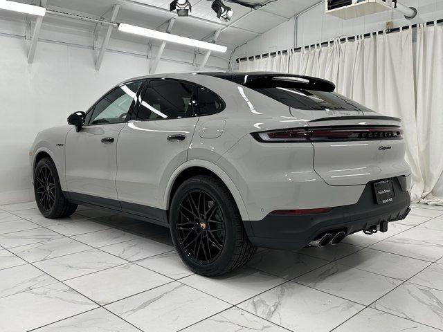 new 2025 Porsche Cayenne car, priced at $123,165
