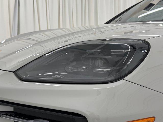 used 2024 Porsche Cayenne car, priced at $86,998