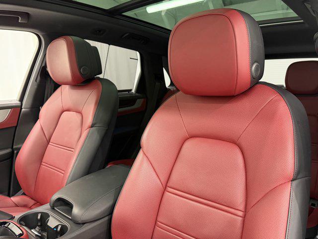 used 2024 Porsche Cayenne car, priced at $86,998
