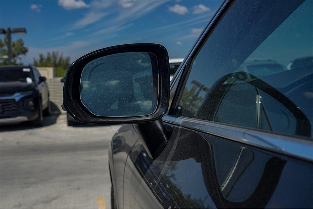 used 2021 Volvo XC60 car, priced at $24,667