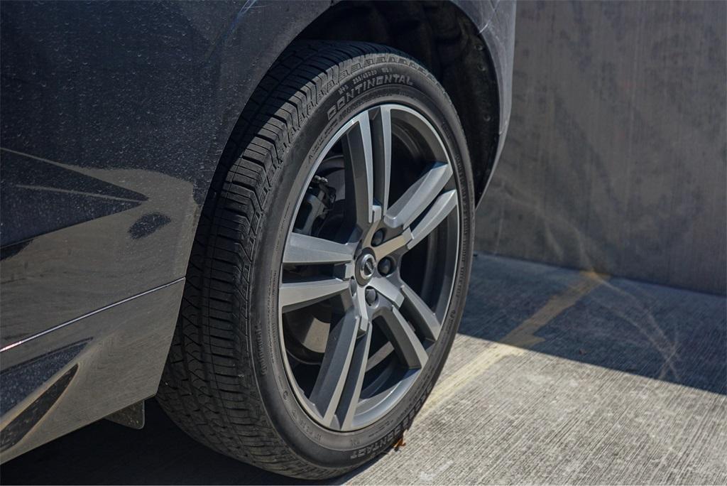 used 2021 Volvo XC60 car, priced at $24,667