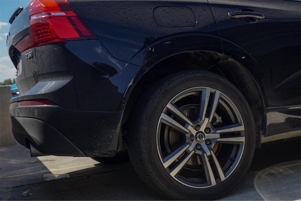 used 2021 Volvo XC60 car, priced at $24,667