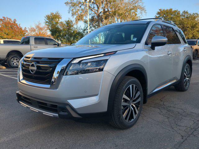 new 2025 Nissan Pathfinder car, priced at $52,605