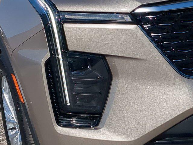 used 2024 Cadillac XT4 car, priced at $37,990