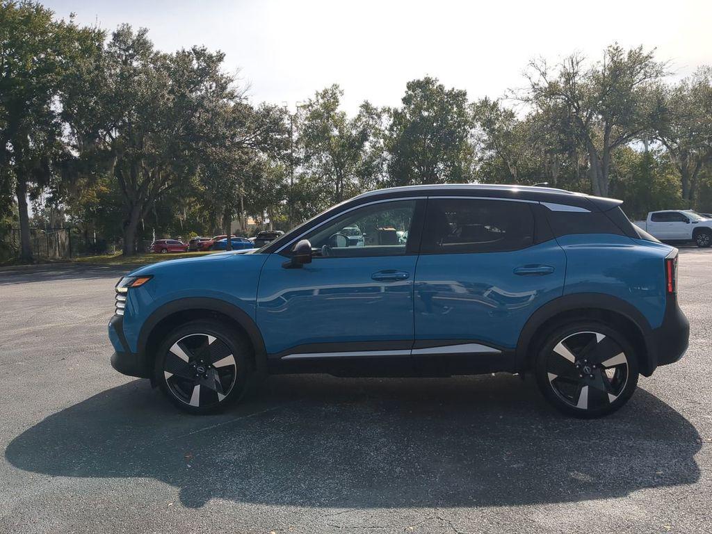 used 2025 Nissan Kicks car