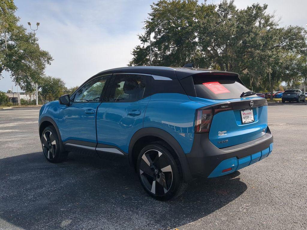 used 2025 Nissan Kicks car