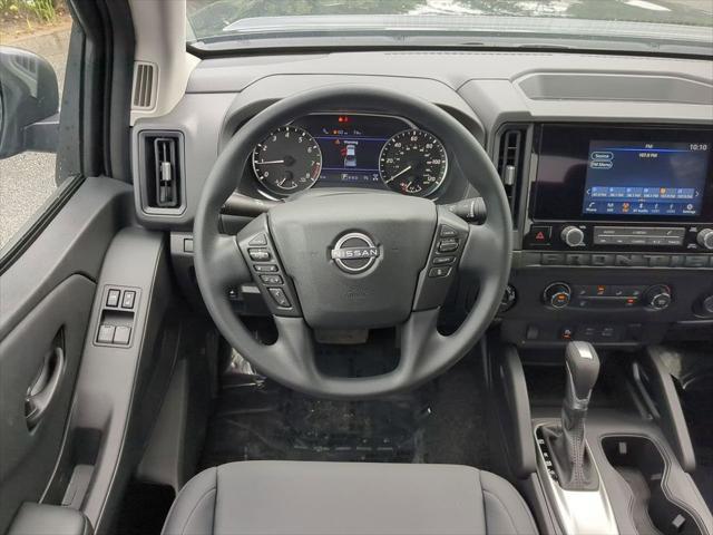 new 2025 Nissan Frontier car