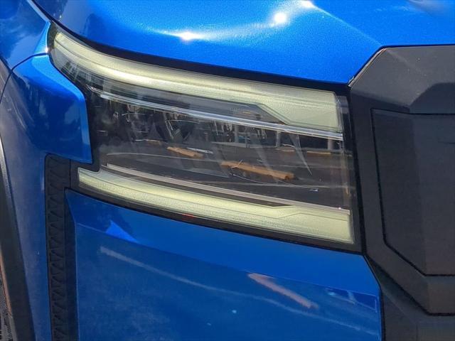 new 2025 Nissan Frontier car