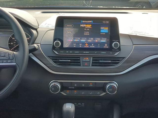 new 2025 Nissan Altima car