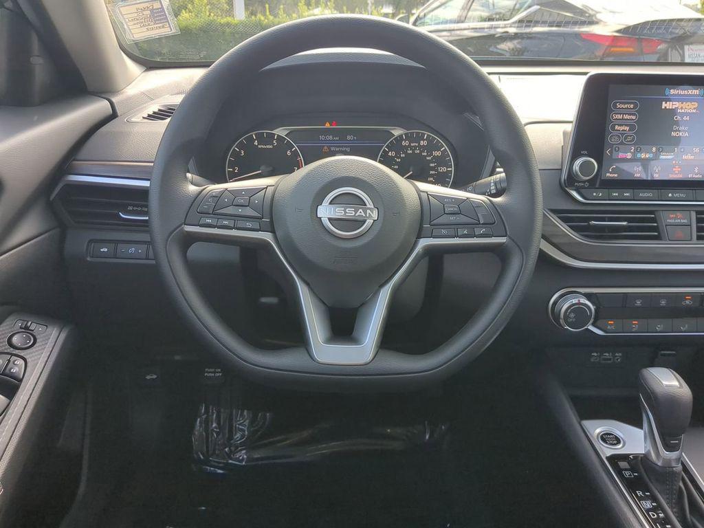 new 2025 Nissan Altima car, priced at $27,929