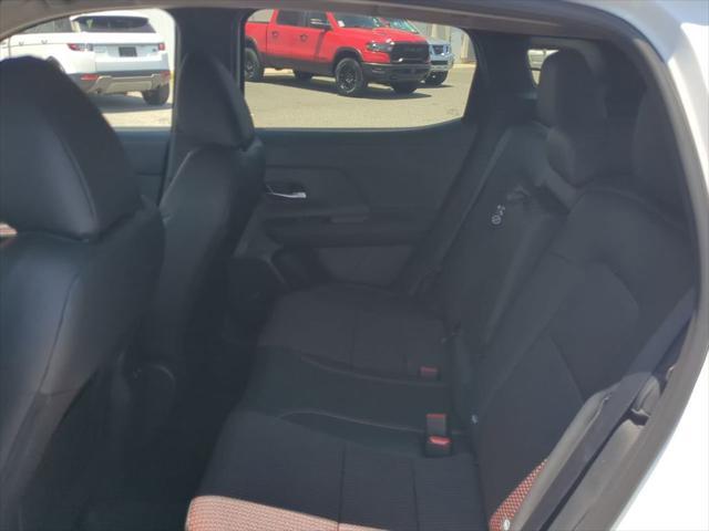 new 2025 Nissan Kicks car
