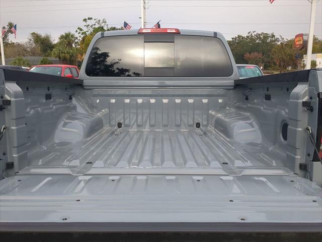new 2025 Nissan Frontier car