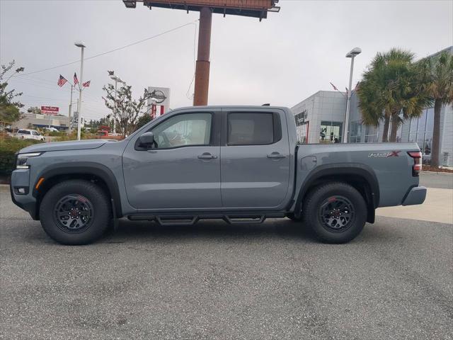 new 2025 Nissan Frontier car
