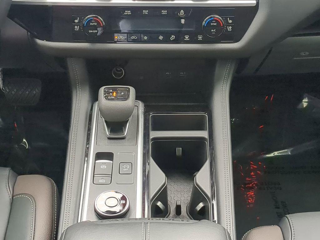 used 2025 Nissan Pathfinder car