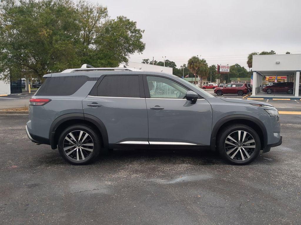 used 2025 Nissan Pathfinder car