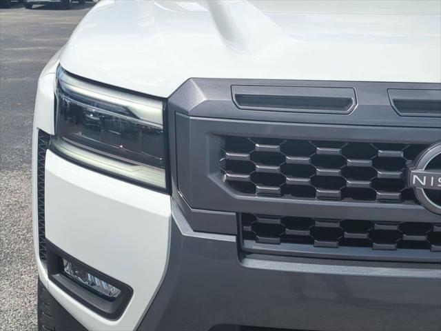 new 2025 Nissan Frontier car
