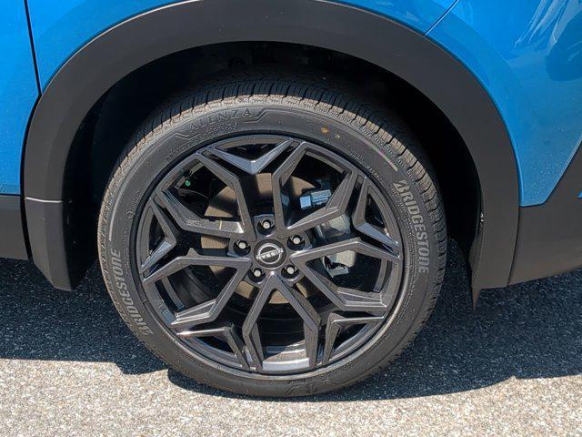 new 2025 Nissan Kicks car, priced at $29,166