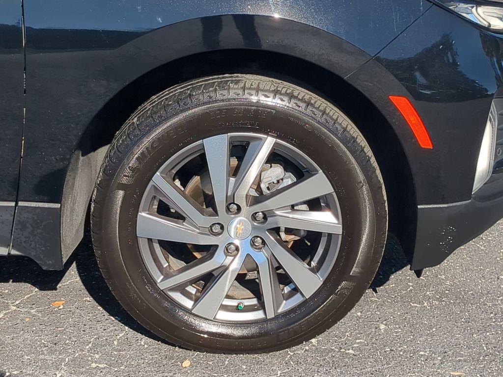 used 2024 Chevrolet Equinox car, priced at $22,988