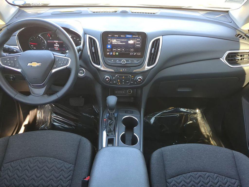 used 2024 Chevrolet Equinox car, priced at $22,988