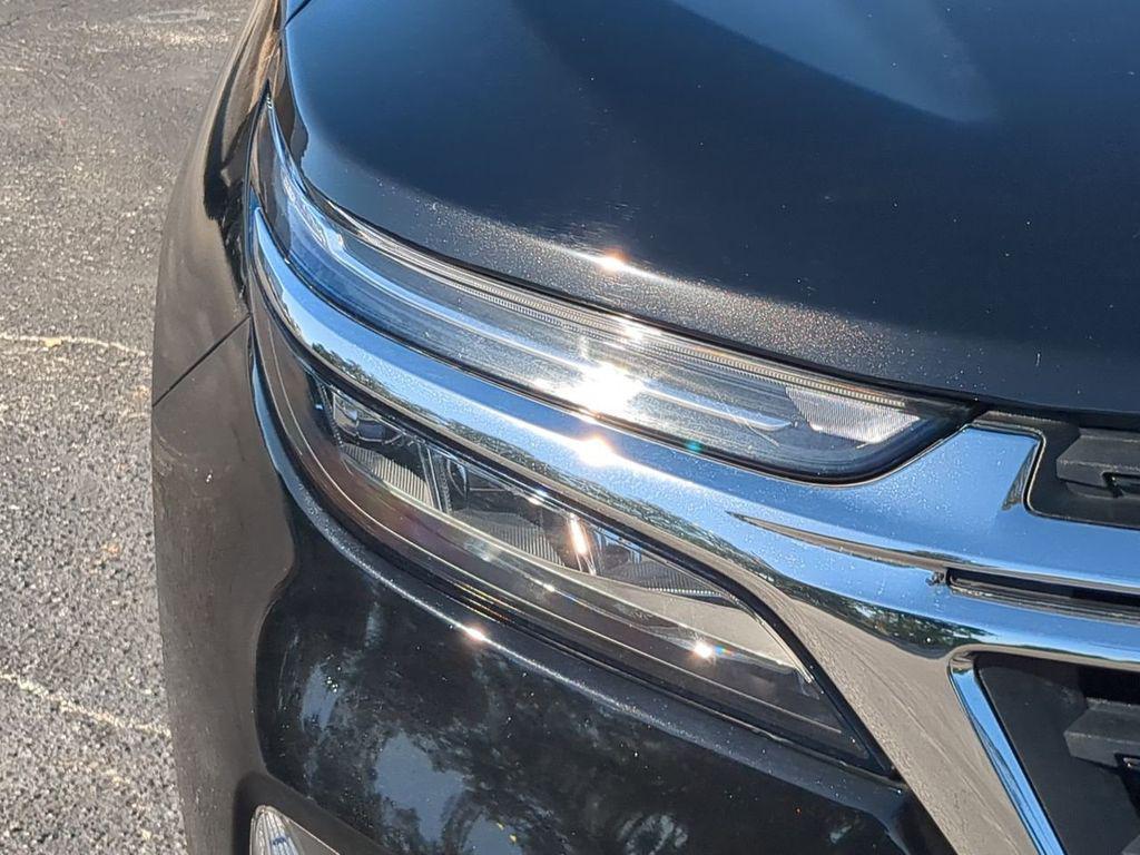 used 2024 Chevrolet Equinox car, priced at $22,988