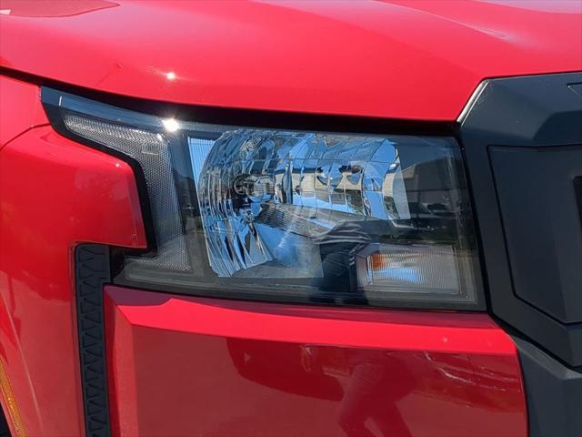 new 2025 Nissan Frontier car