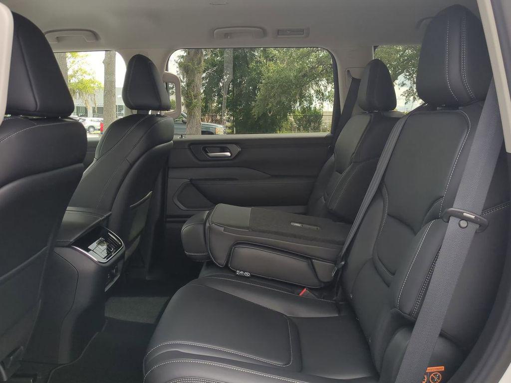 new 2025 Nissan Armada car, priced at $57,507