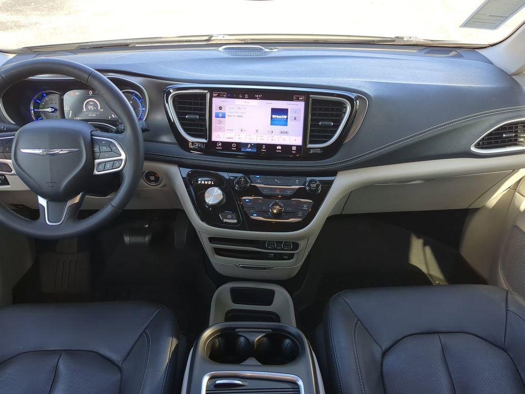 used 2022 Chrysler Pacifica Hybrid car, priced at $20,966