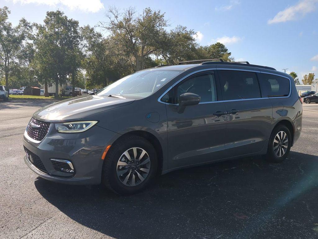 used 2022 Chrysler Pacifica Hybrid car, priced at $20,966