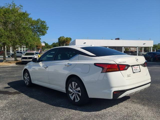new 2025 Nissan Altima car