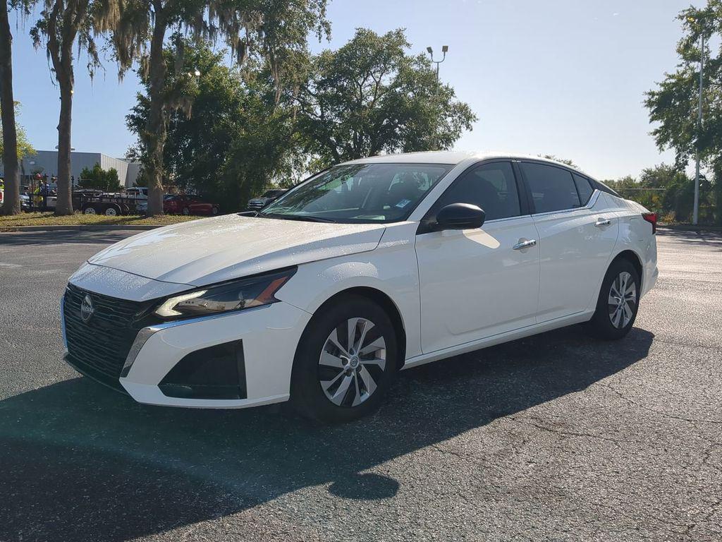 new 2025 Nissan Altima car, priced at $26,552