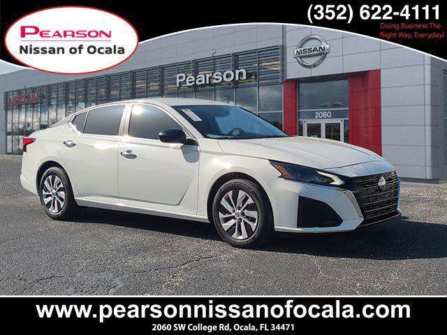 new 2025 Nissan Altima car
