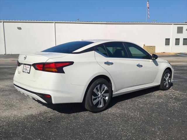 new 2025 Nissan Altima car