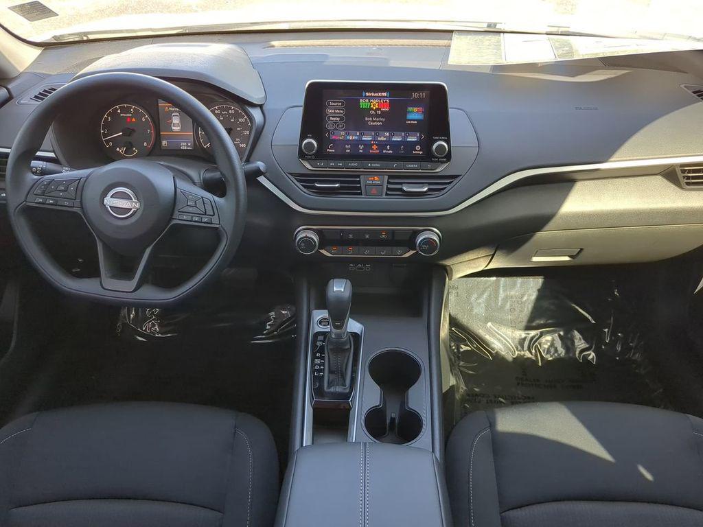 new 2025 Nissan Altima car, priced at $26,552