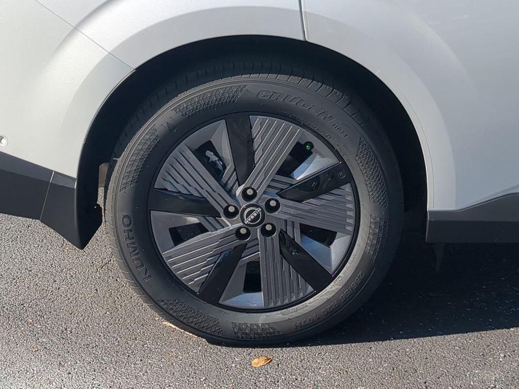 new 2025 Nissan Murano car, priced at $41,821