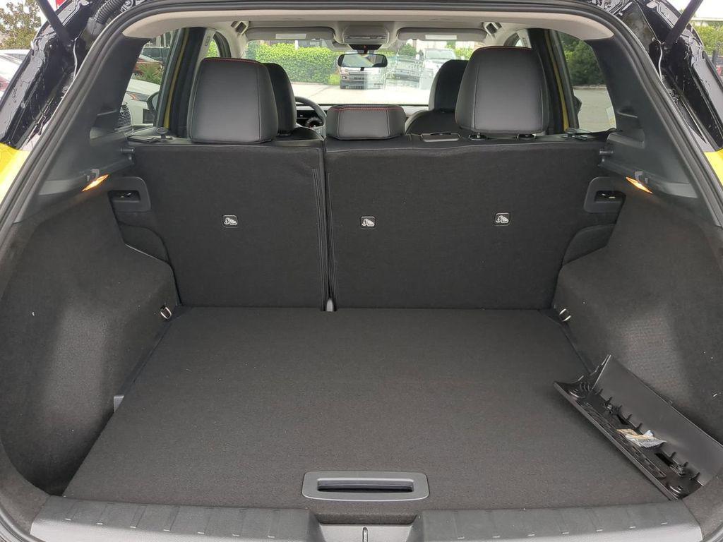 new 2025 Nissan Kicks car, priced at $28,640