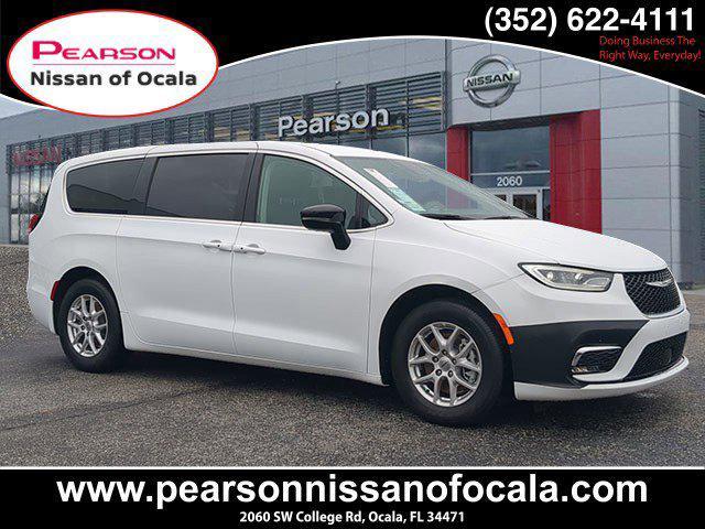 used 2024 Chrysler Pacifica car, priced at $33,988